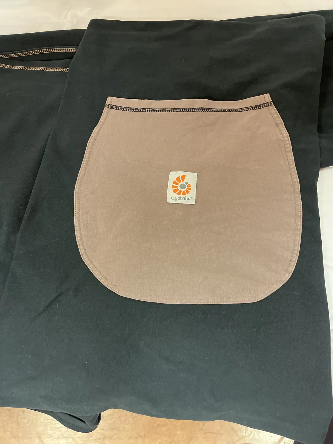 Ergobaby® Aura Tragetuch schwarz - Bild 1