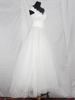 Hochzeitskleid - 03 - Atelier Irvalda (Wien) - Gr. M – Vorschau 2