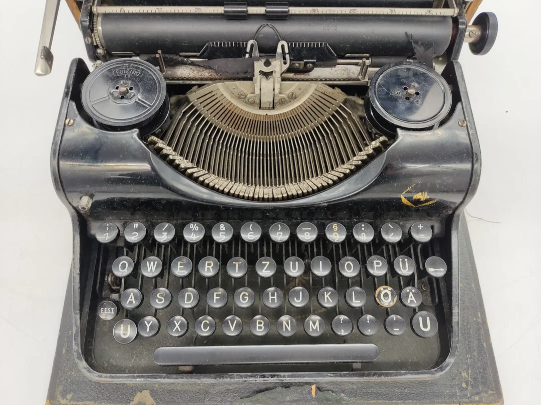 Vintage Diplomat Schreibmaschine Model 4 ca 1930 – Bild 2