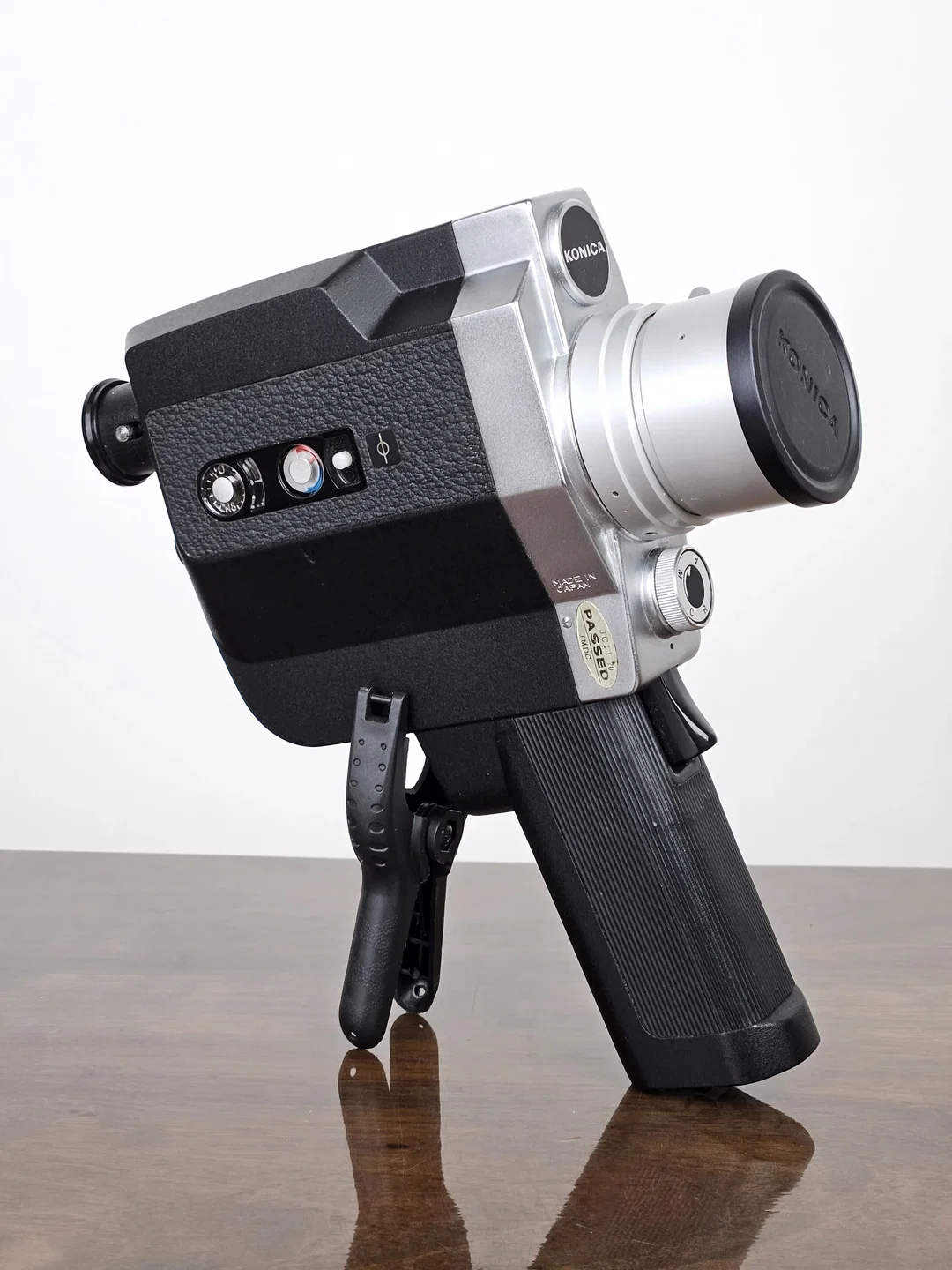 Vintage Konica Single-8, 3-TL Kamera (Dekoartikel) – Bild 2