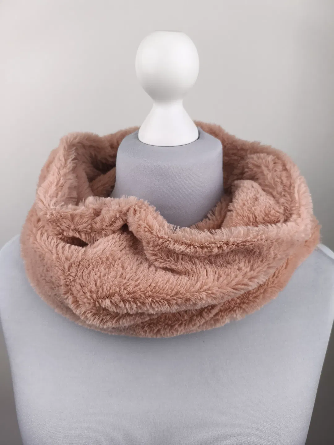 kuscheliger Loopschal Damen - Bild 1