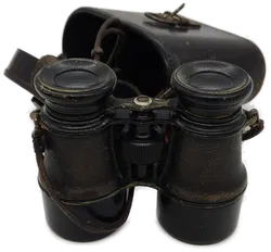 Altes Fernglas mit Ledertasche und Riemen - Bild 3