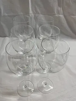 Set mit 6 hochwertigen Rotweingläsern aus Glas - Bild 2