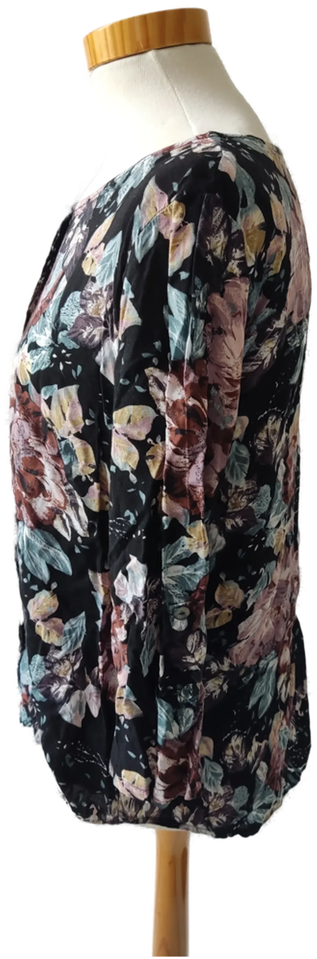 Jennifer Taylor Damen Langarmshirt, schwarz mit buntem Blumenmuster - Gr. 38 (M) – Bild 2