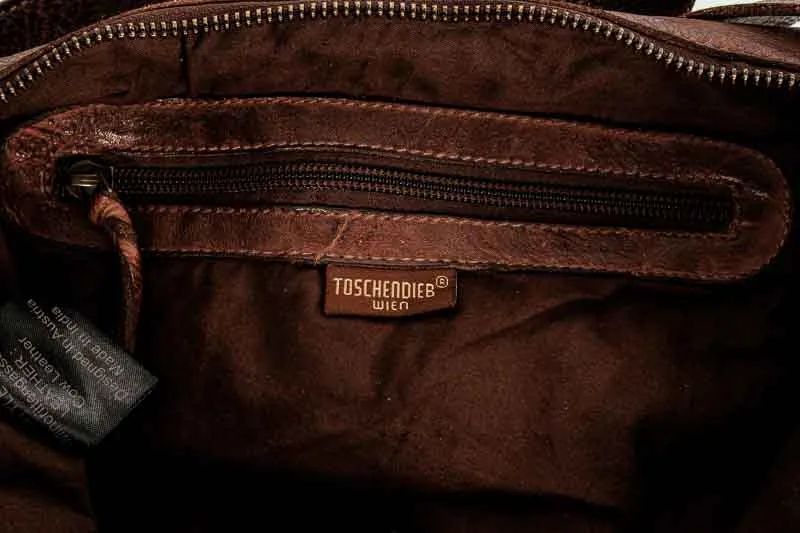 TASCHENDIEB Ledertasche -Umhängetasche Minorittengasse 2  – Bild 3