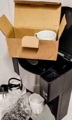 Kaffee-Express Espresso-Maschine CM-401 – Kompakter Genuss in OVP - Bild 3