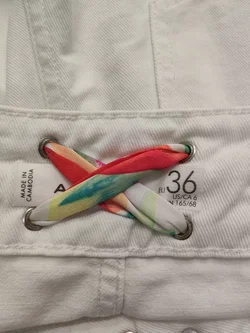 Damen-Shorts AMISU Baumwolle Unifarben | Sommer-Begleiter – Vorschau 3