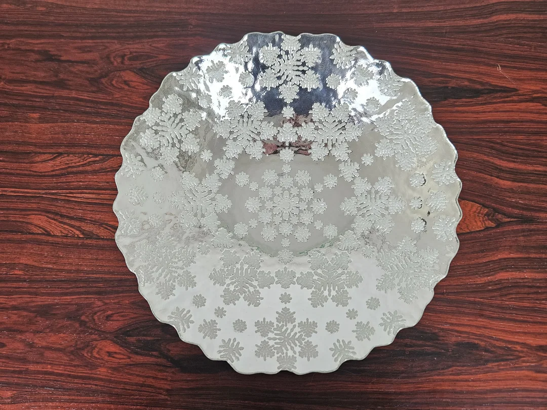 Silberne Dekoschale aus Glas - Durchmesser ca. 31 cm – Bild 1