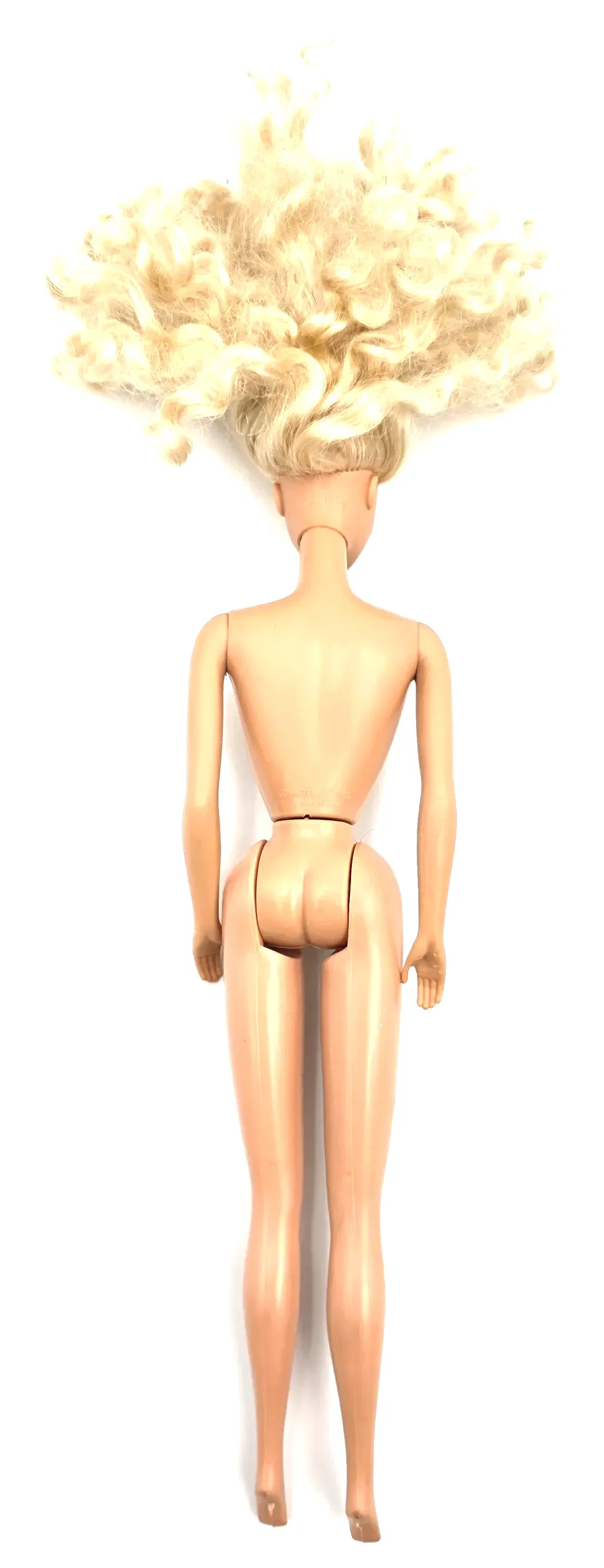 Mattel Barbie-Puppe mit blond gelockten Haaren – Bild 3