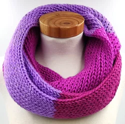 Handgestrickter Loop Schal – Vorschau 1