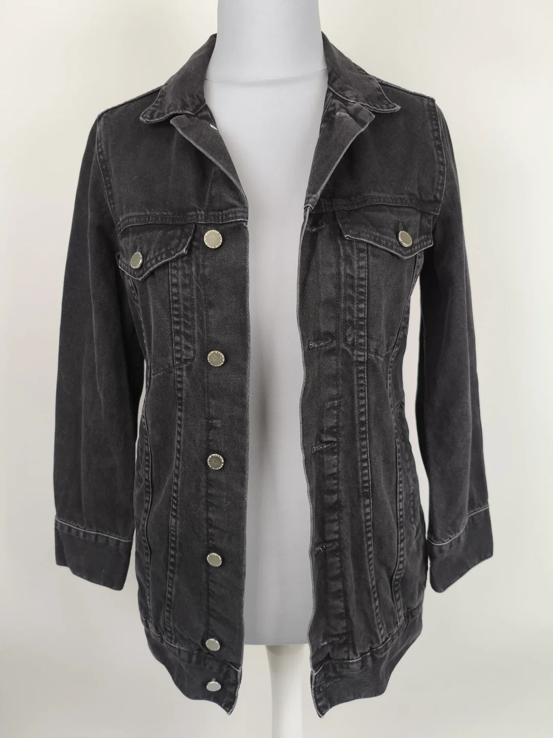 Lange Damenjeansjacke Gr. 34 – Bild 3