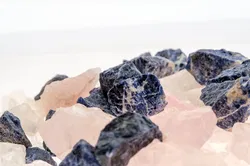 Edelstein-Mix Rohsteine – Rosenquarz, Bergkristall & blauer Steinmix (bis 5 cm) - Bild 2