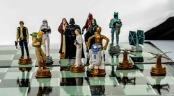 Star Wars 3D Chess Game, lizenziertes Schachspiel mit Figuren Lucasfilm – Vorschau 6