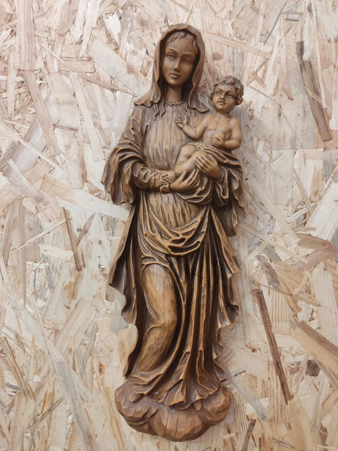 Holz-Wandbild Madonna Mit Kind 40 cm | Handgearbeitet - Bild 4