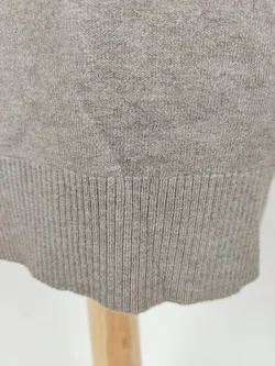 Strickkleid langarm mit Rundhalsausschnitt, braun mit Taschen, Größe 38 (geschätzt) - Bild 5