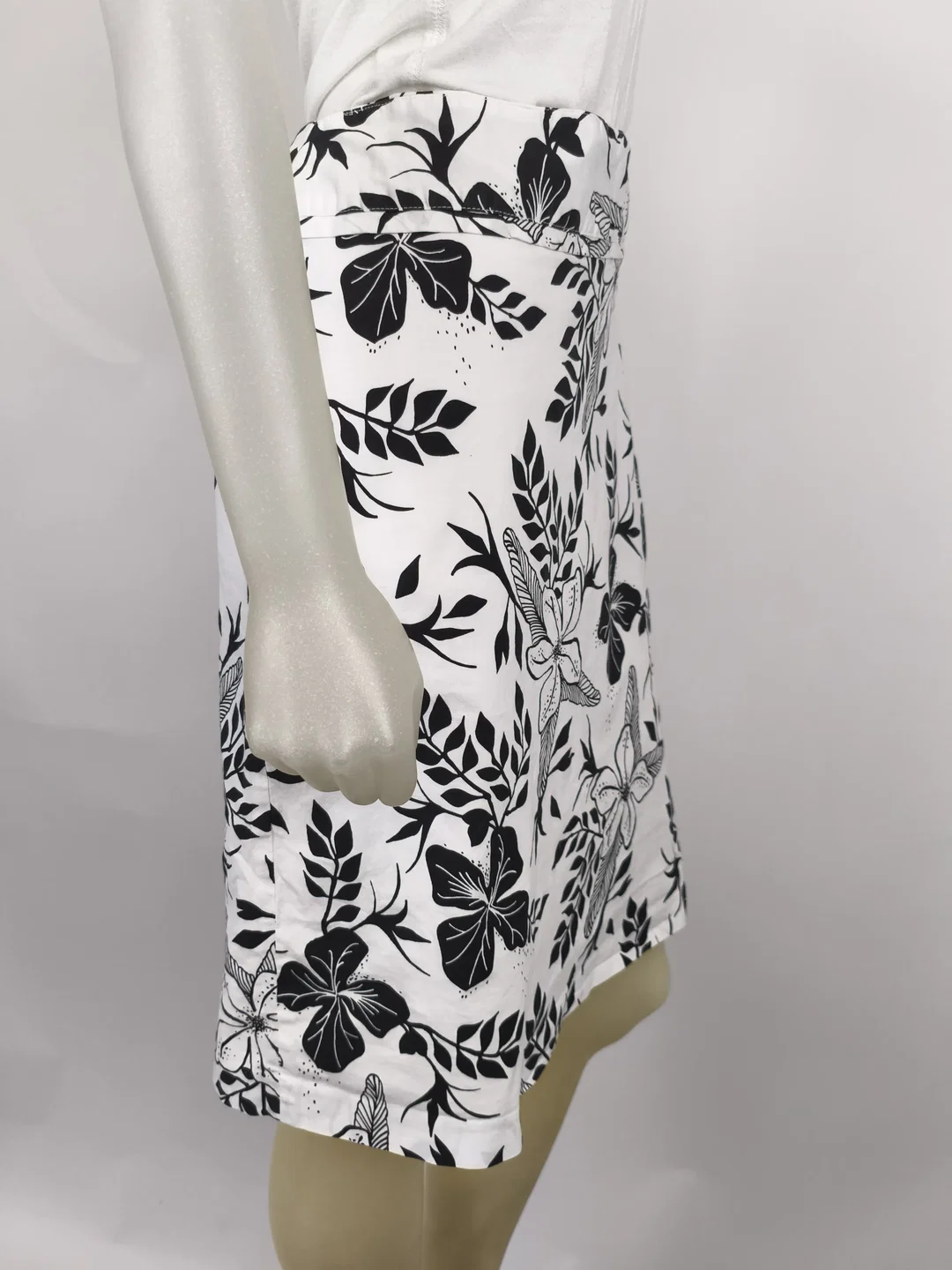 H&M, Damenrock, Gr. 40 – Bild 3