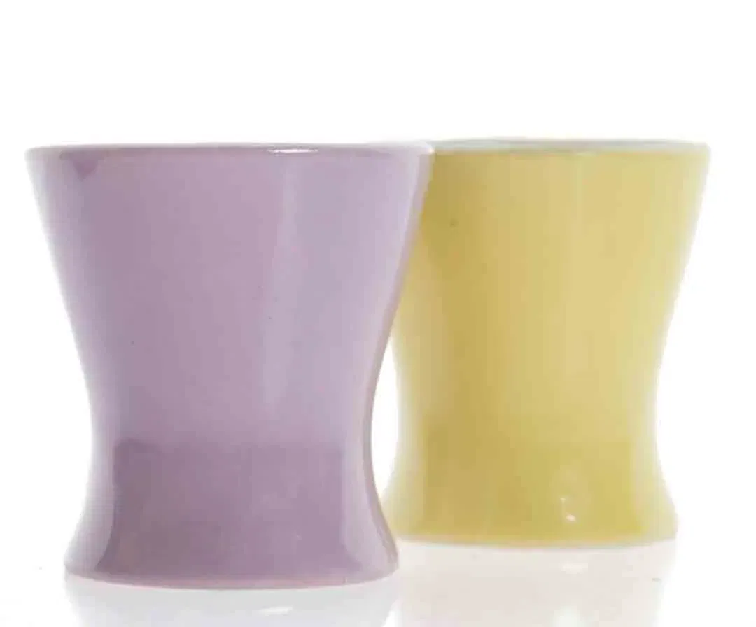  Wertvolles Lillienporzellan, Eierbecher 