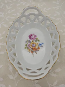 Durchbruchschale mit Blumenmotiv und Golddekor 'Fine China' | Thüringer Lichte Porzellan - Bild 2