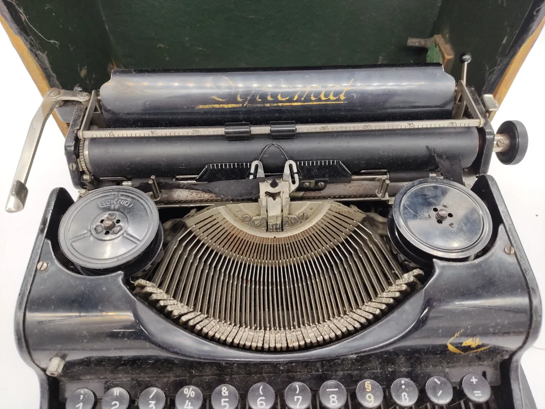 Vintage Diplomat Schreibmaschine Model 4 ca 1930 – Bild 3