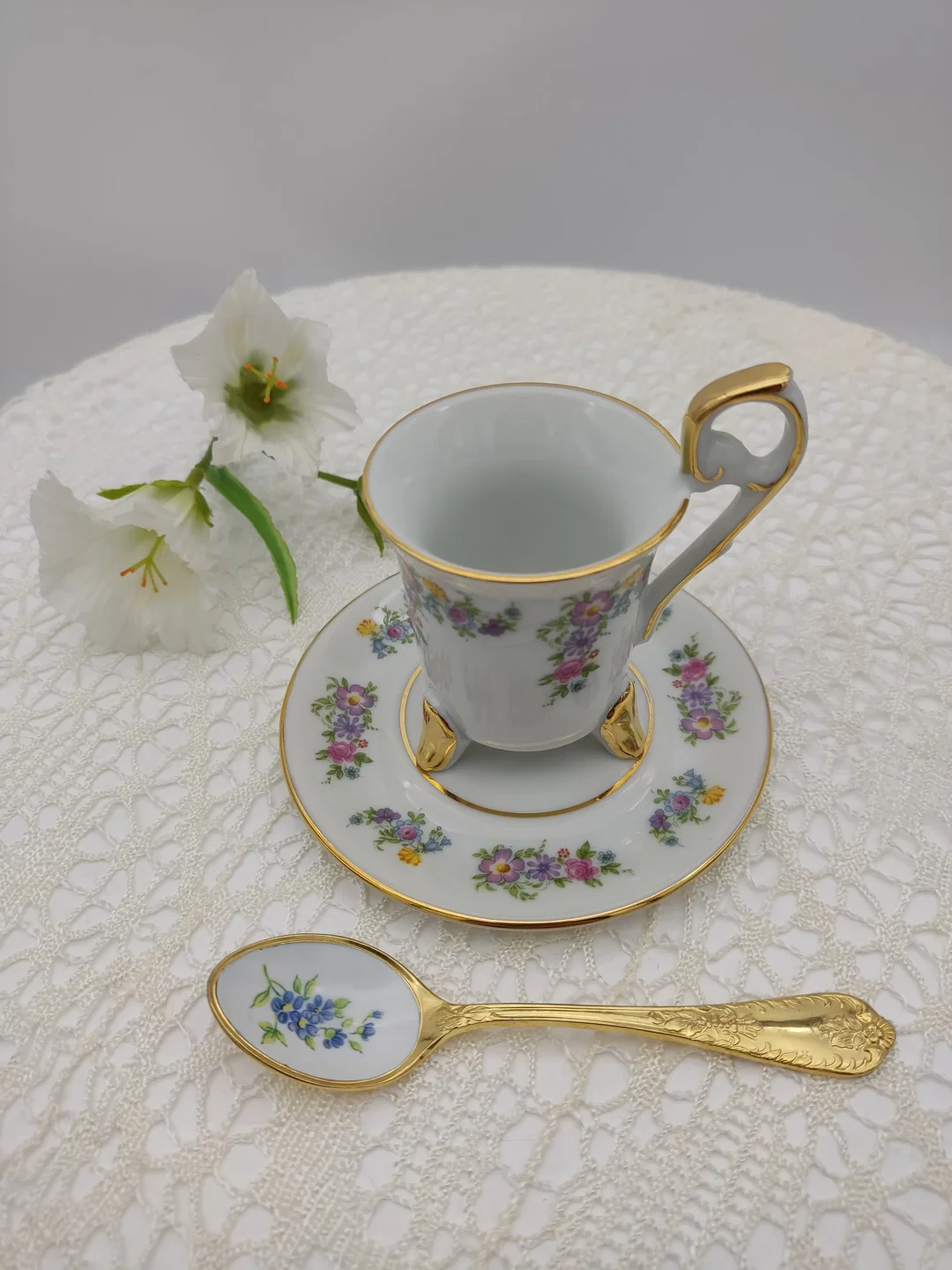 TK Thun Böhmen Porzellan Sammeltasse-Set (Mokkatasse, Untertasse, Löffel)  | Original Tschechoslowakei – Bild 2