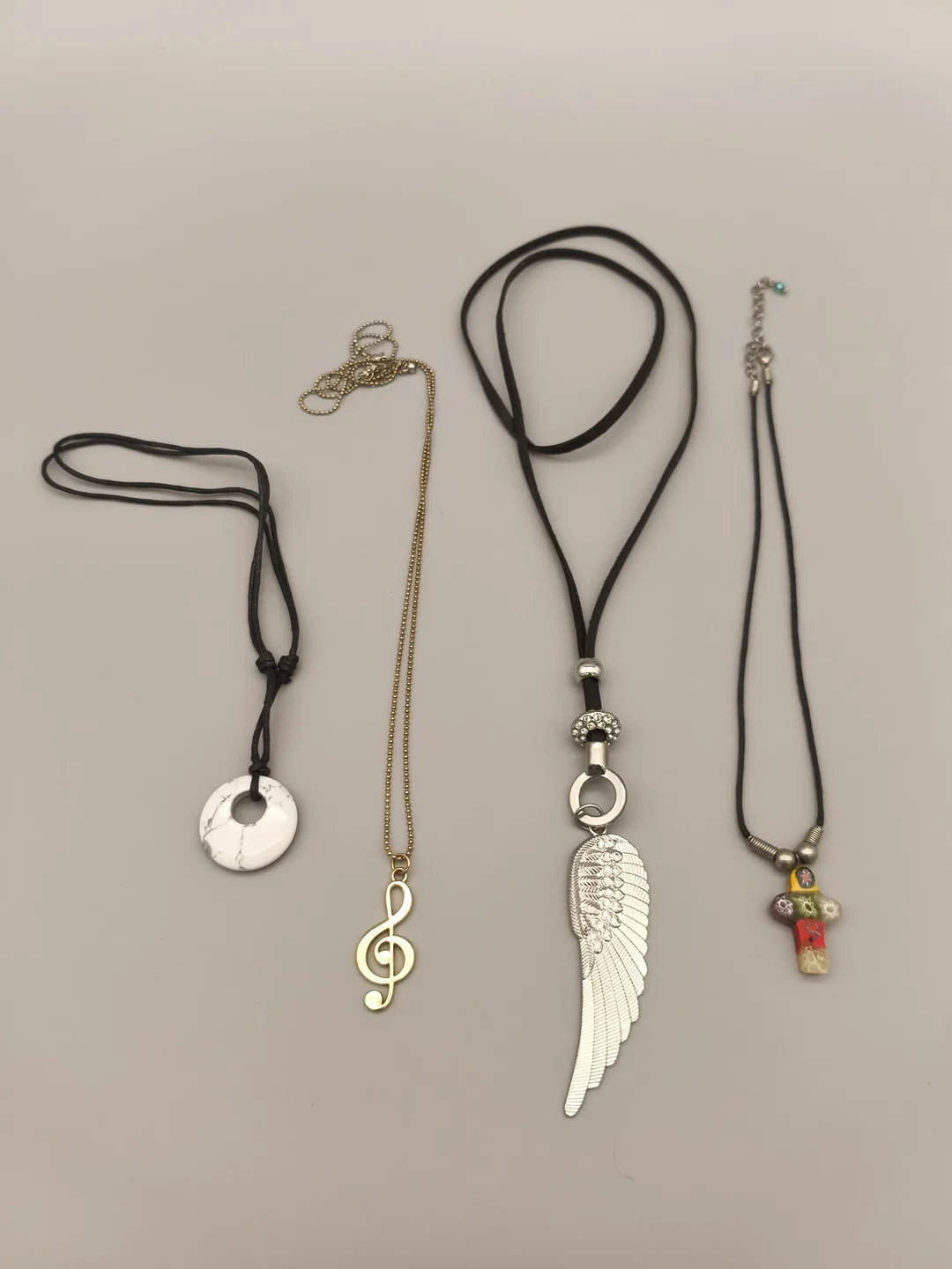 4 Halsketten, Set, Modeschmuck – Bild 2