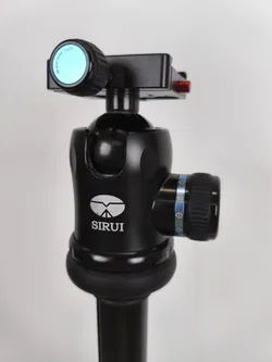 Sirui, Traveller Stativ N-3004X, inkl. Kugelkopf – Vorschau 3