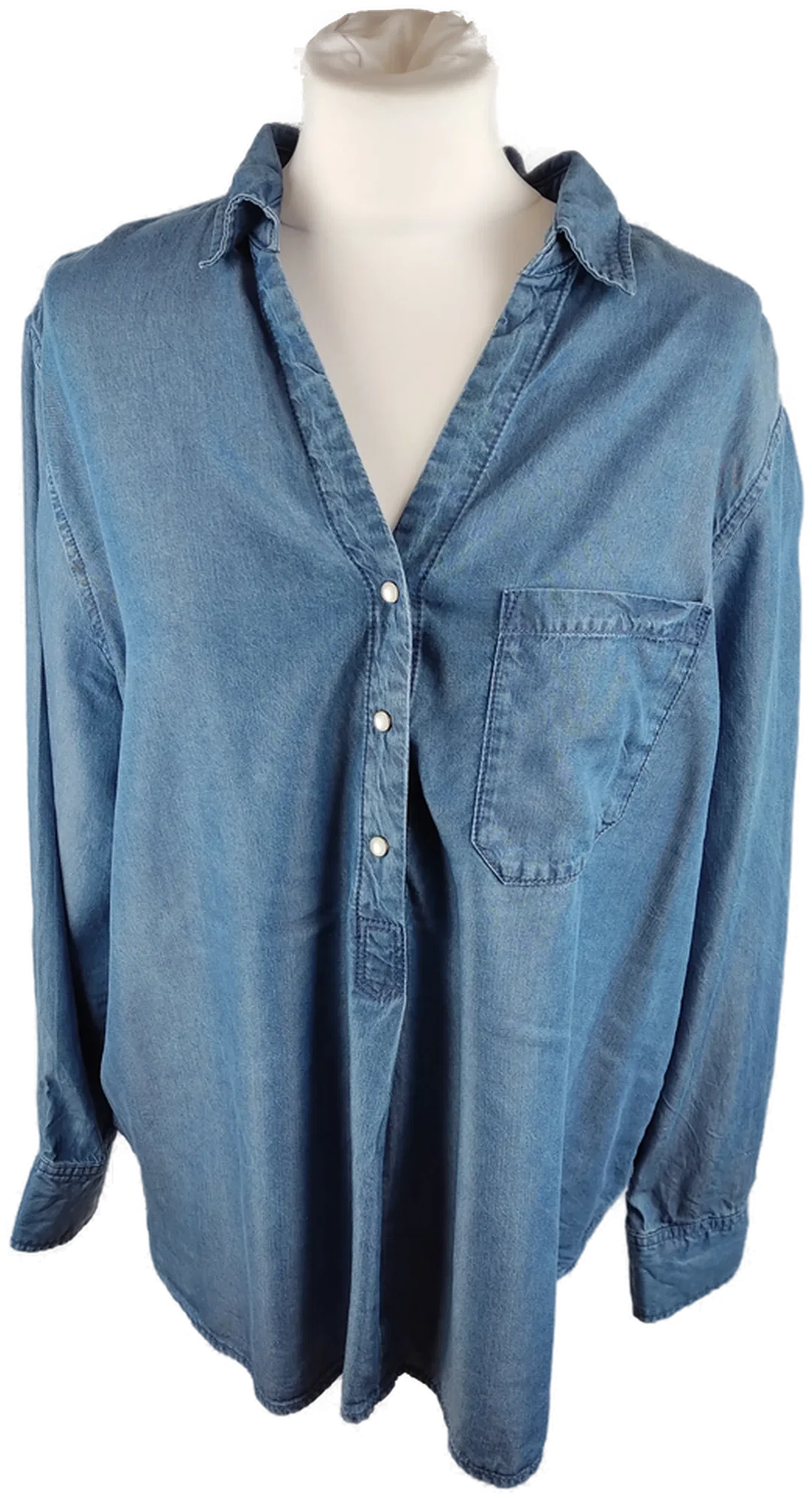 Denim-Bluse s.Oliver Gr. 44 Lyocell | Zeitloser Chic – Bild 1