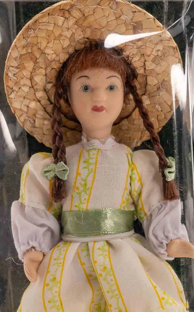  DE AGOSTINI Sammlerpuppe / Porzellanpuppe, Höhe 15cm – Bild 2