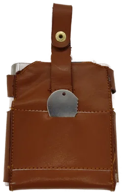 Golfer's Flachmann-Set mit Ledertasche und 4 Golf-Tees - Bild 3