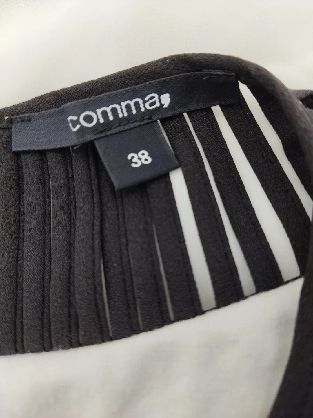 Comma Damen Shirt weiß/schwarz Gr. 38 – Bild 3