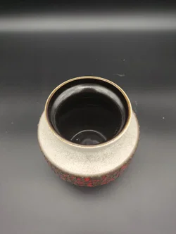 60er-Jahre Keramikvase der Marke WestGermany - hellgrau/dunkelgrau/rot - Bild 3