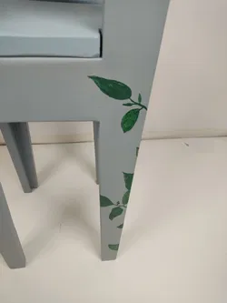 Blumentischchen mit Ranke - Bild 3