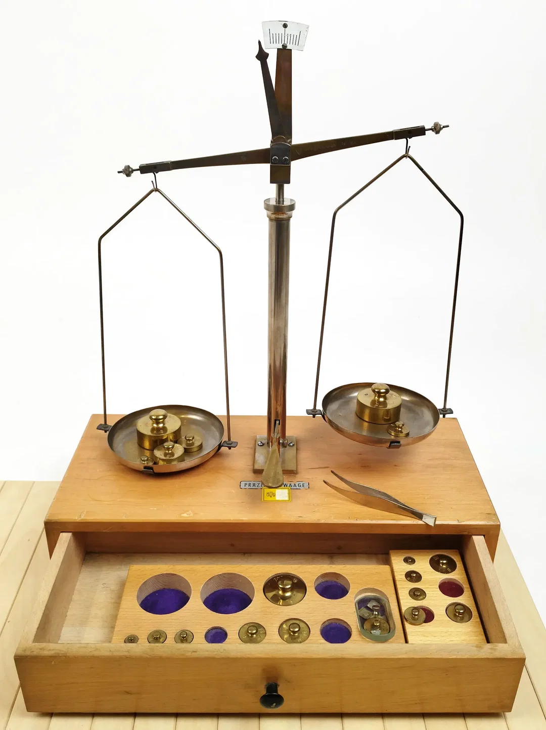 Antike Apothekerwaage  – Bild 1