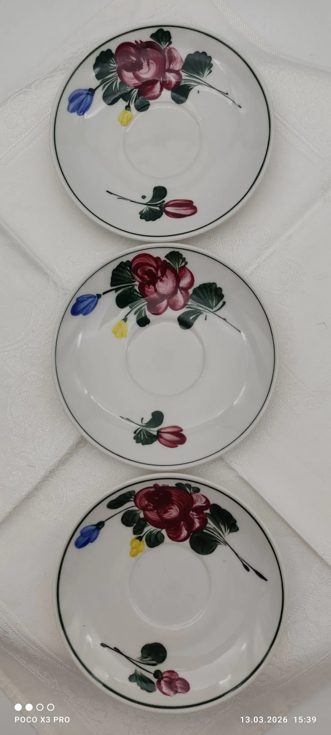 Lilien Porzellan Mokka-Untersetzer 3er | Vintage-Schatz - Bild 4