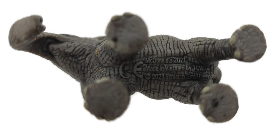 Schleich / Mc Donald´s 2021 Babyelefant Länge ca 7cm Höhe ca 5,5cm – Bild 3