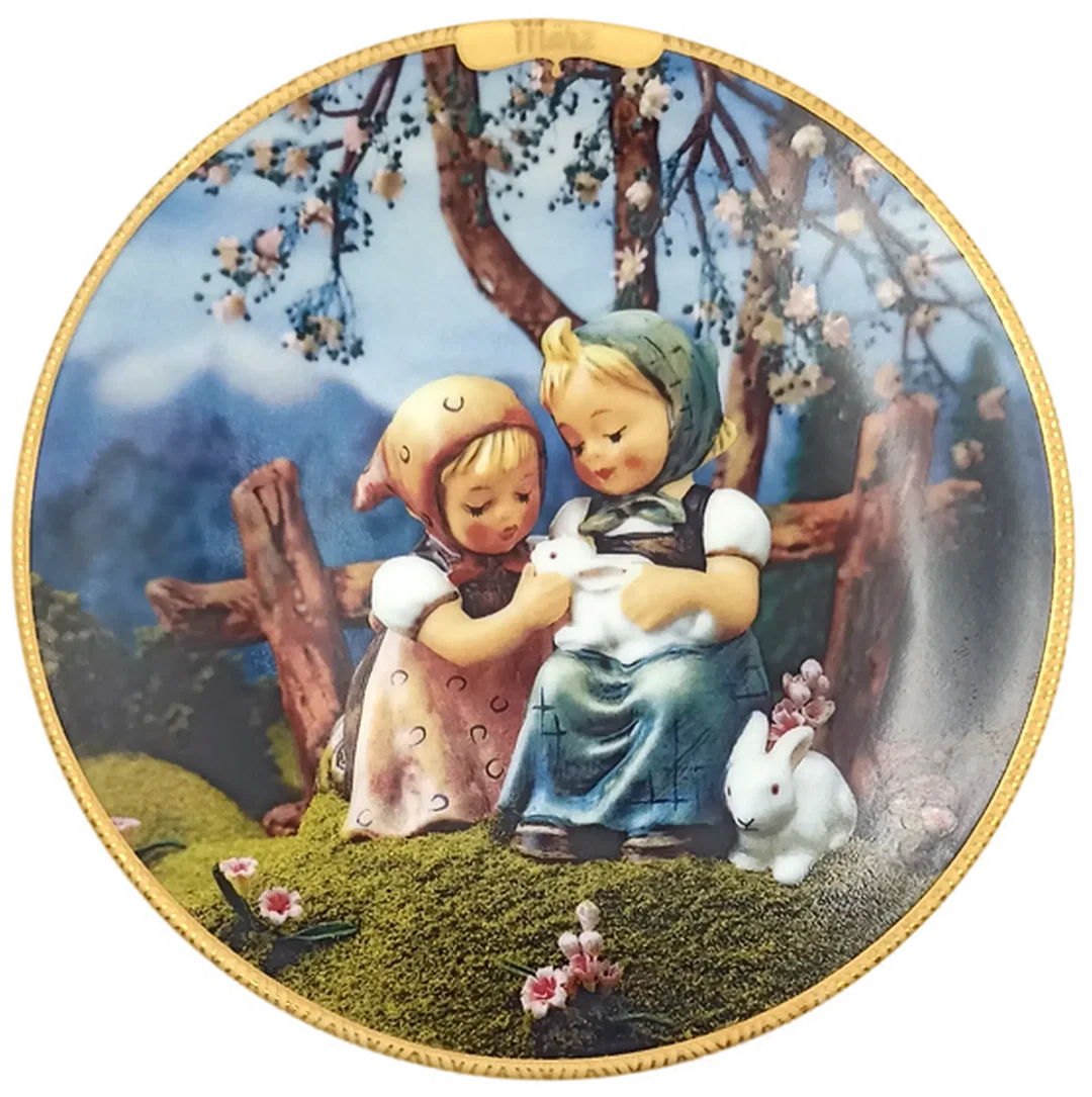 Sammelteller „Kindheitsfreuden der Jahreszeiten“ von M.I. Hummel - März (Teller A 173) – Bild 1