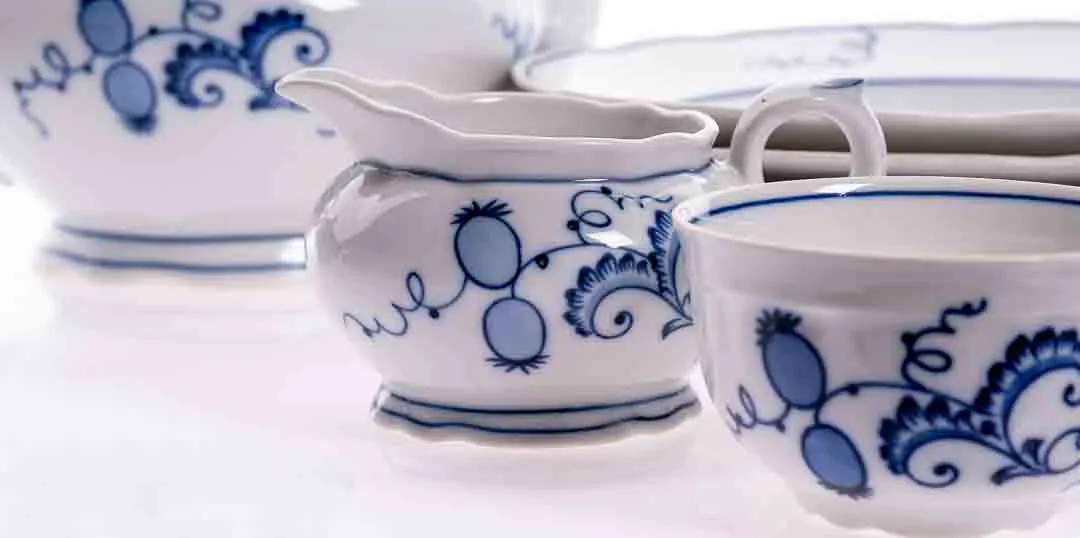 MEISSEN 16-teiliges Porzellanset in blau-weiß – Bild 3
