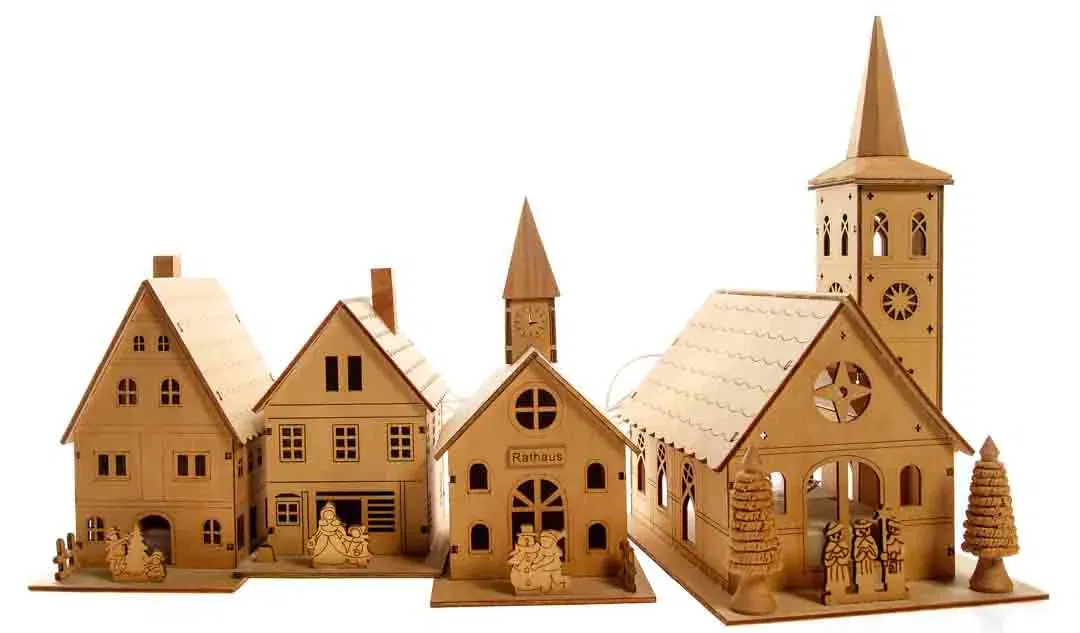 Holzdorf mit Kirche & Rathaus beleuchtbar ca. 10–18 cm - Bild 1