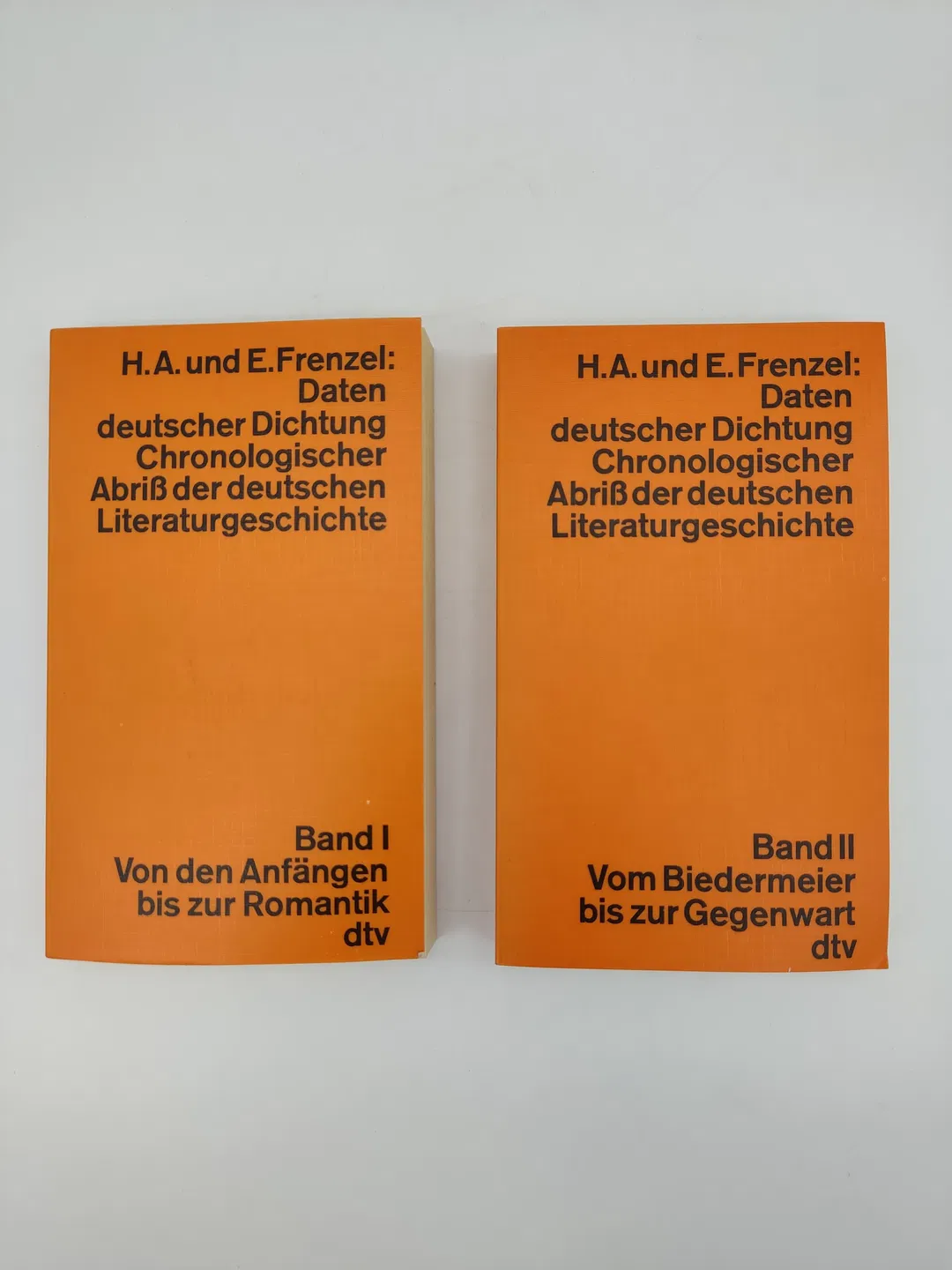 Daten deutscher Dichtung. Chronologischer Abriß der deutschen Literaturgeschichte. Band 1 und Band 2 - Bild 2