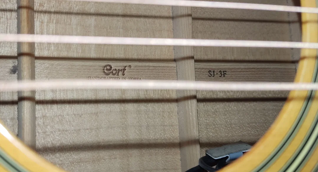 Cort Acoustic Gitarre SJ-3F mit Verstärker PG-10 und Kabel – Bild 6