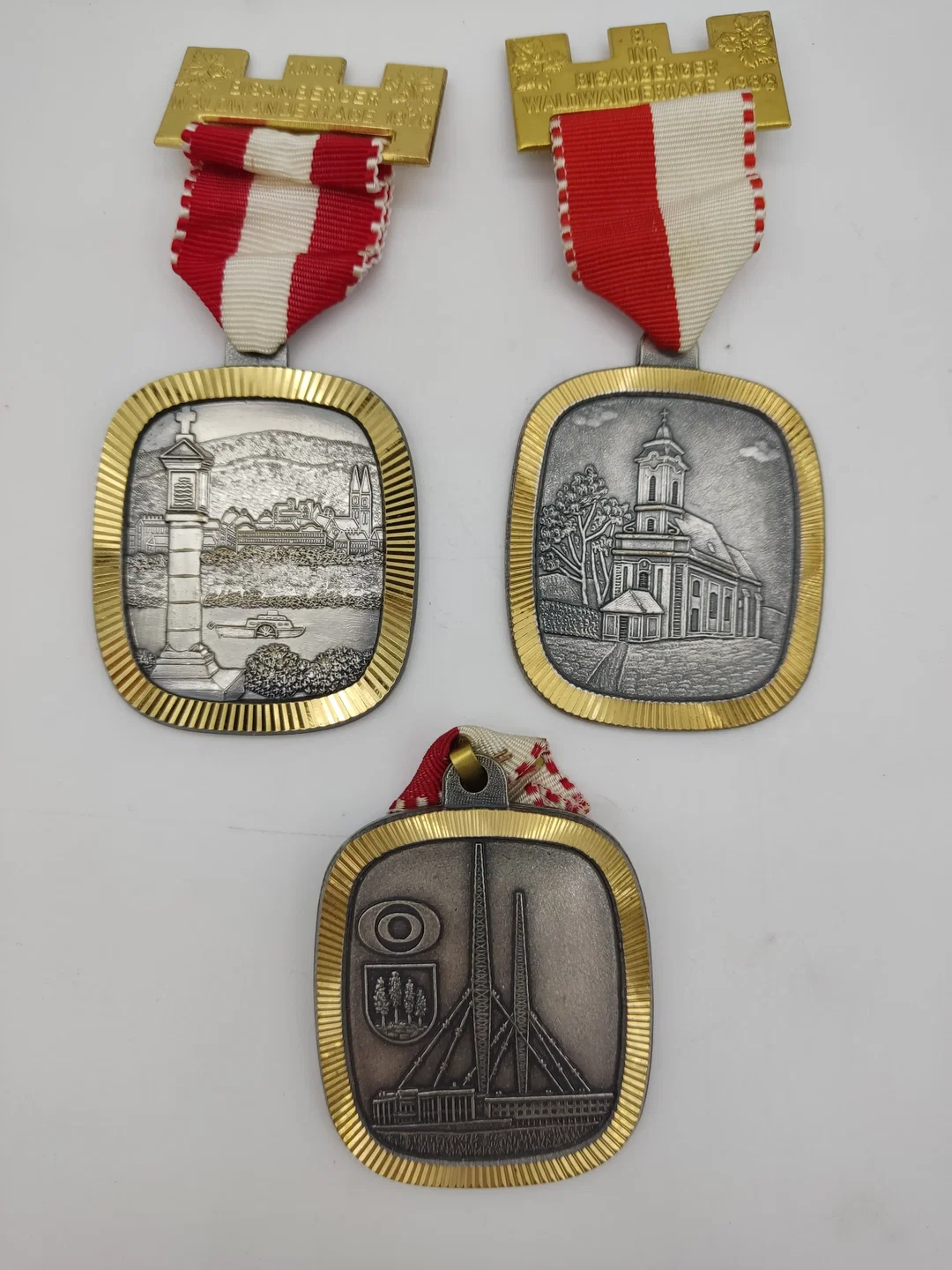 6x Vintage Wanderabzeichen Bisamberg – Bild 2