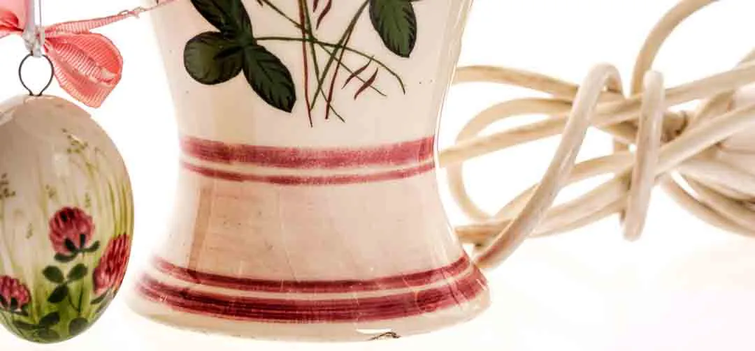 Osterlampe aus Porzellan mit Osterei – Bild 3