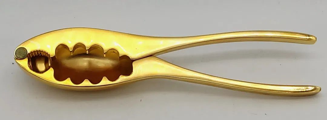 Mid Century Nussknacker aus Messing - Bild 1