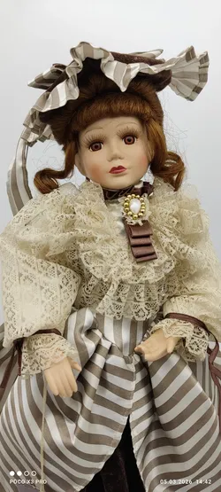 Victorian Doll Porzellanpuppe aus London - Bild 4