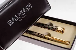 Balmain Paris Kugelschreiber & Feuerzeug Set, gold-schwarz, gemustert - Bild 2