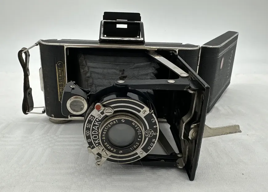 Kodak Junior 620 Klappkamera  – Bild 1