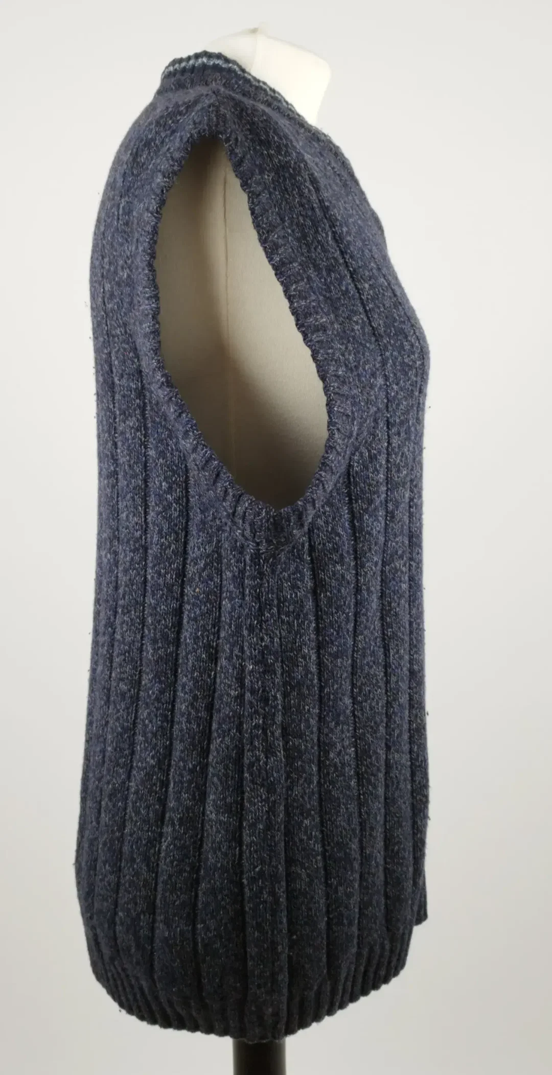 Burlington Strick-Gilet - Gr. 48 / 80% Wolle, 20% Polyamid – Bild 2