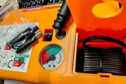 Vintage Peugeot 12V Kompressor Reifenpumpe 8 bar mit Manometer und Zubehör – Vorschau 3