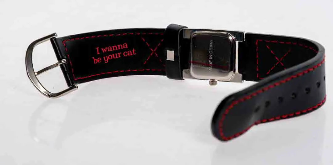 Emily the Strange Armbanduhr mit Box – Schwarz/Rot Design – Bild 2