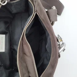 George Gina & Lucy Schultertasche Braun | Urbaner Retro-Charme - Bild 8